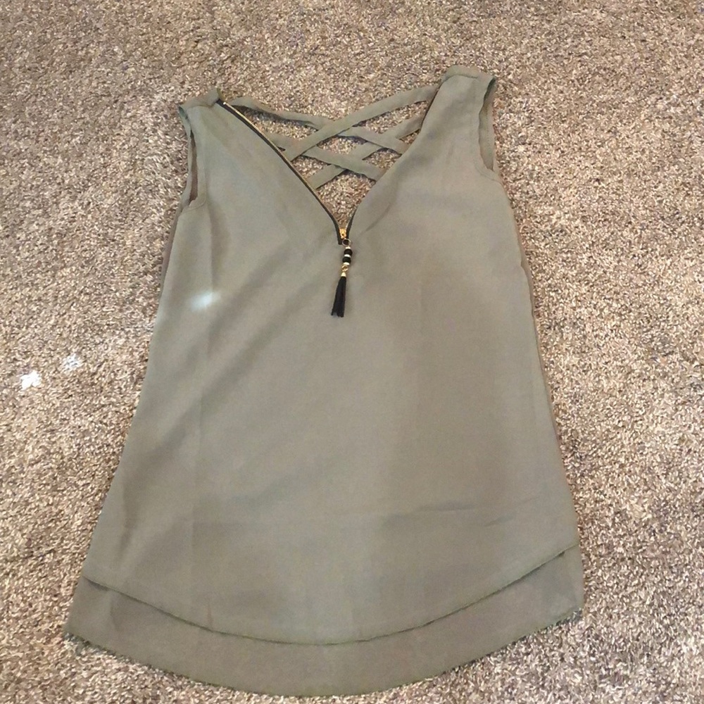 Super cute tank top